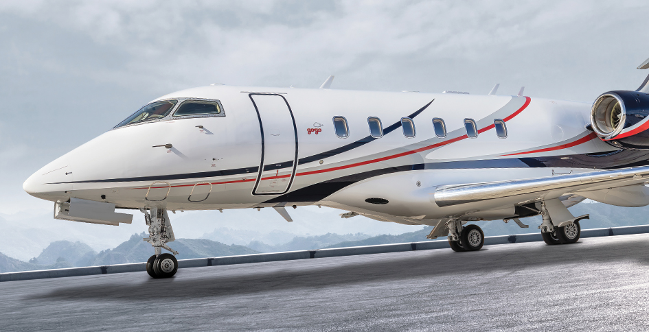 Gogo Challenger With Gogo Galileo HDX antenna Gogo Challenger With Gogo Galileo HDX antenna